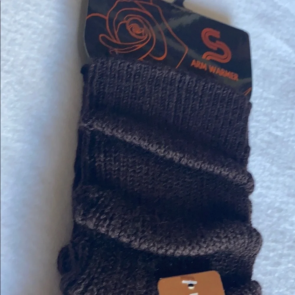SALE 2/$27 2/$37 BROWN Stretchy Comfy Arm Warmers